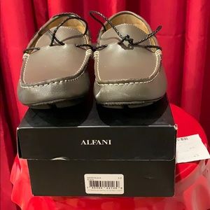 ALFANI SHOES IN PERFECT CONDITION